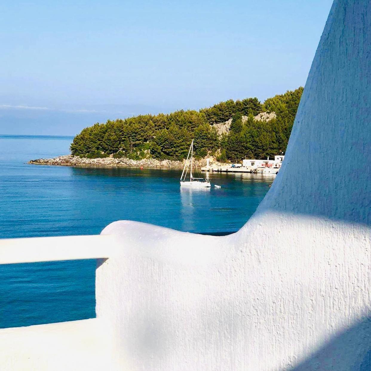 Geo & Art Boutique Hotel Himara Exterior foto